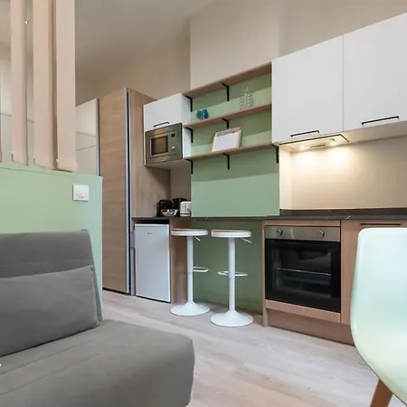 Apartament Let's- 2 And 1 - Sweet Voltaire